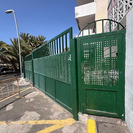 Precioso apartamento con piscina a 1’ de la playa Arona  Exterior foto