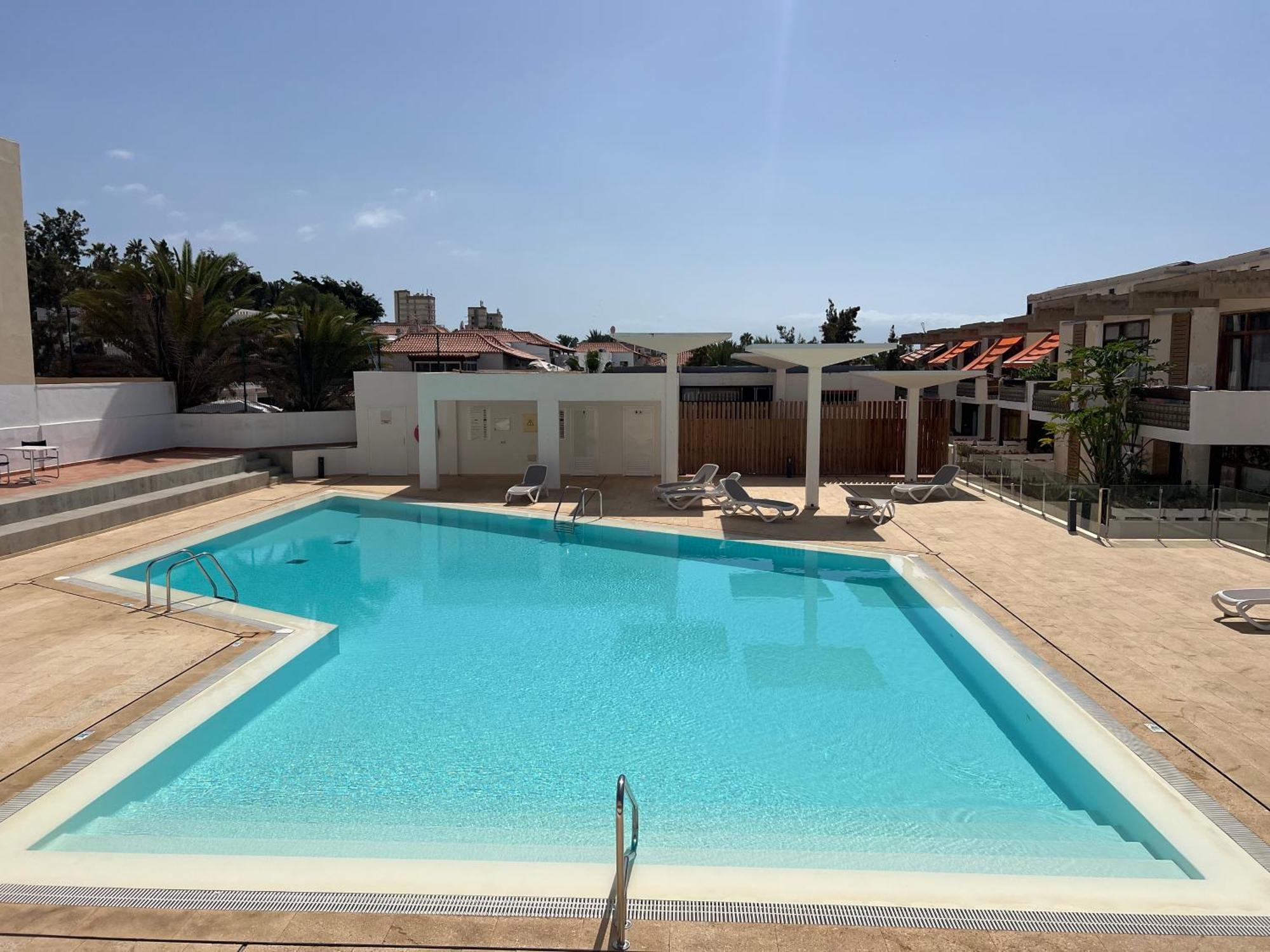 Precioso apartamento con piscina a 1’ de la playa Arona  Exterior foto